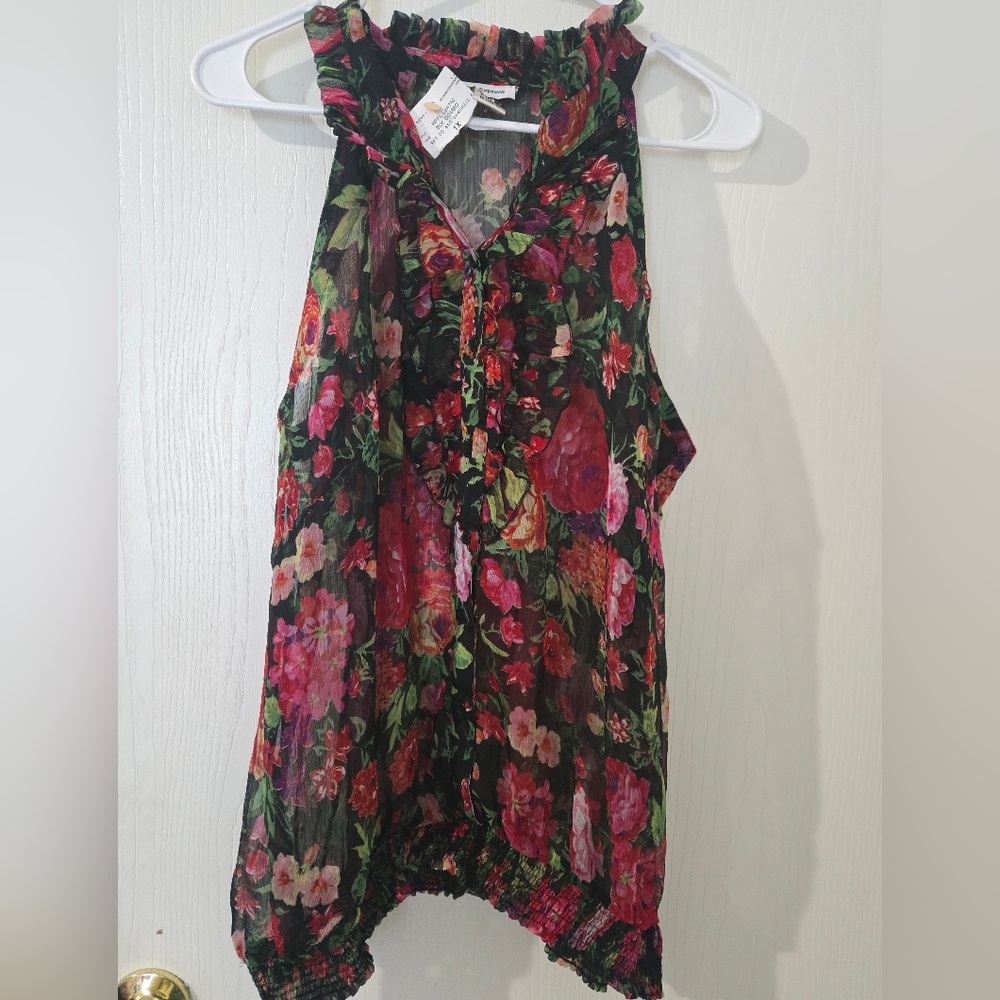 1X Cotton Express Floral Sleeveless Top.